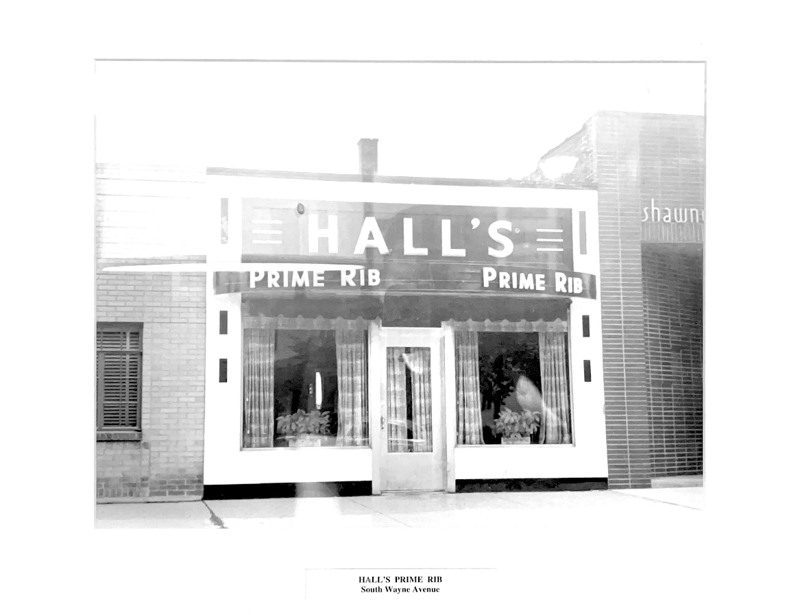 Hall's Prime Rib